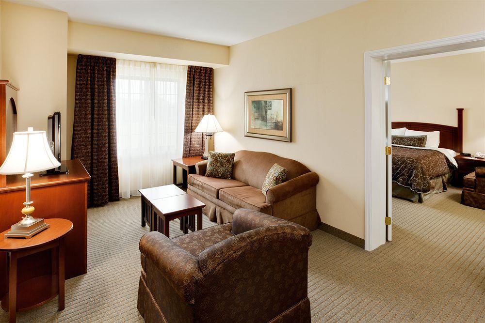 Hotel Staybridge Harrisburg-hershey By Ihg 3*