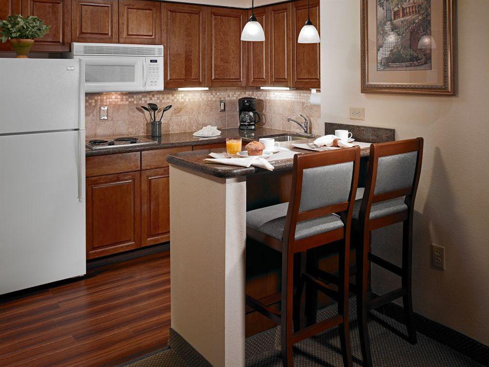 Hotel Staybridge Harrisburg-hershey By Ihg Harrisburg